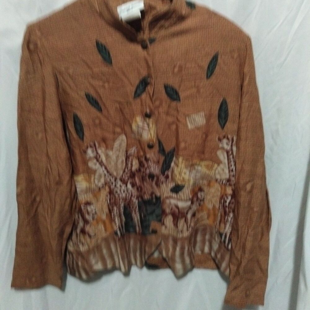 vintage stephanie thomas sport top size 12 Brown Anímal Print Long Sleeve Button